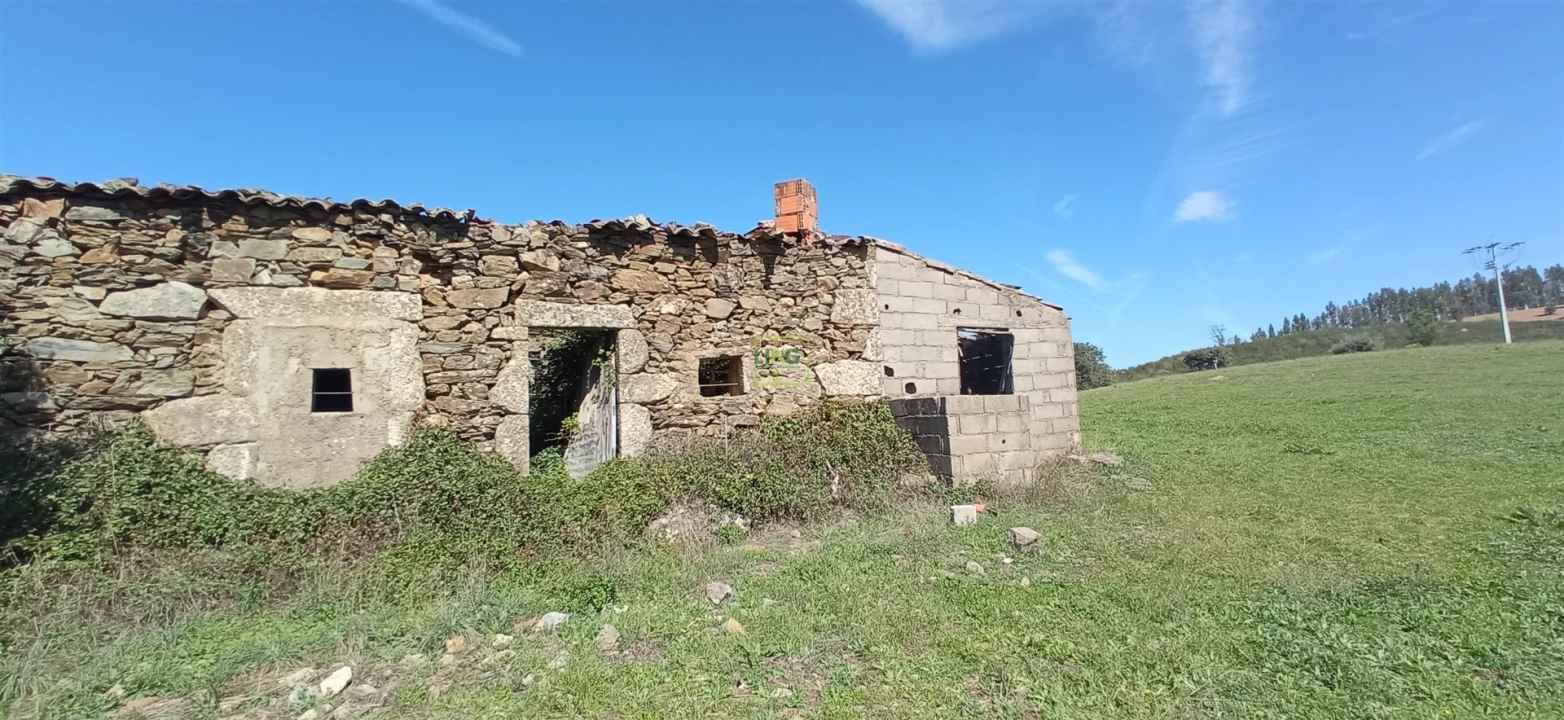 Quinta T0 para Venda em Penamacor Foto 2