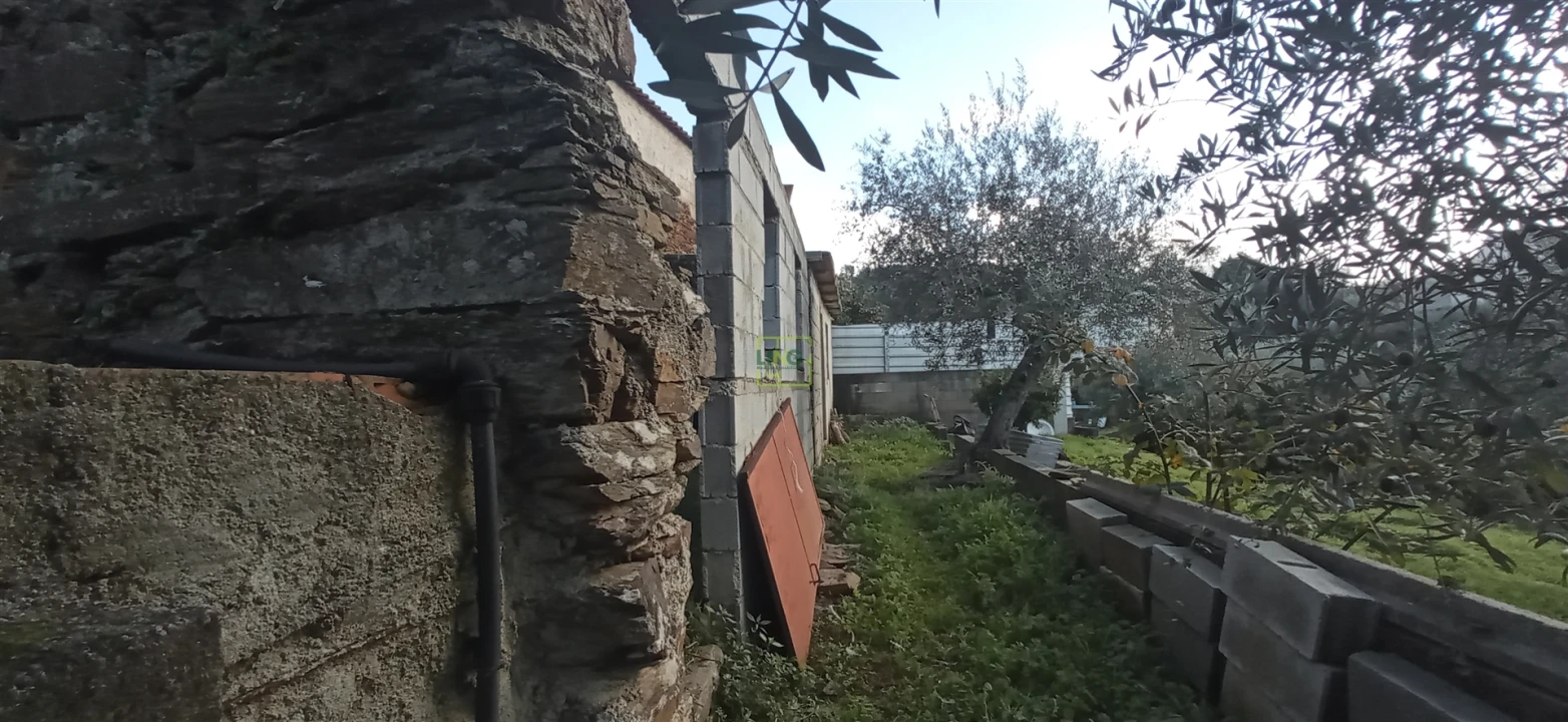 Moradia T0 para Venda em Aranhas Foto 7