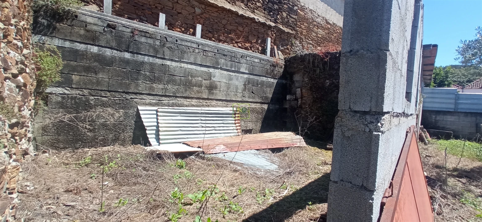 Moradia T0 para Venda em Aranhas Foto 15