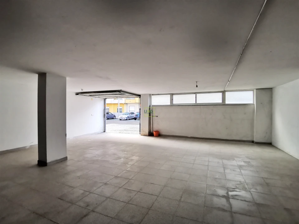 Armazém para Venda em Castelo Branco Foto 17