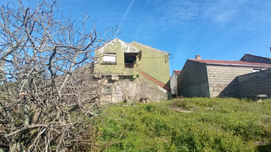 Moradia T2 para Venda em Aldeia do Bispo, Águas e Aldeia de João Pires