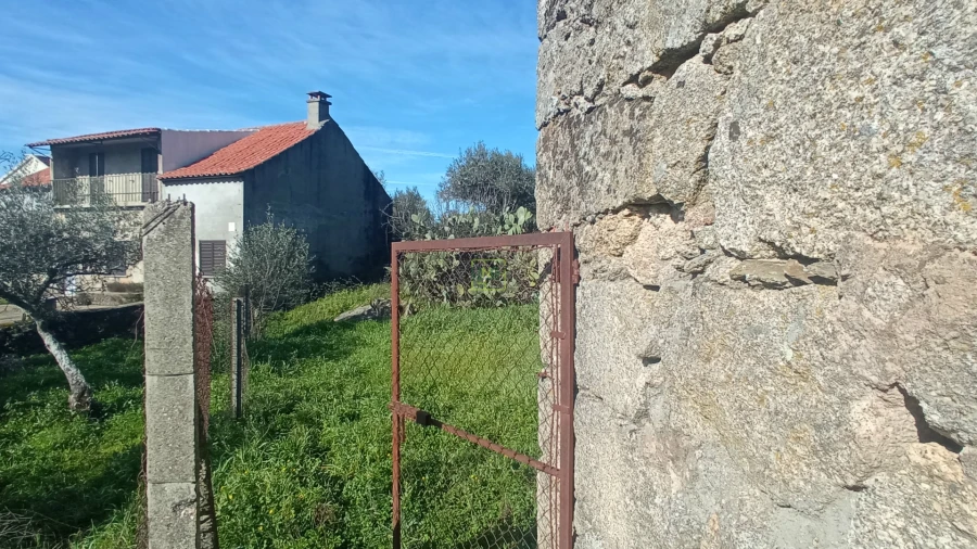 Moradia T2 para Venda em Aldeia do Bispo, Águas e Aldeia de João Pires Foto 10
