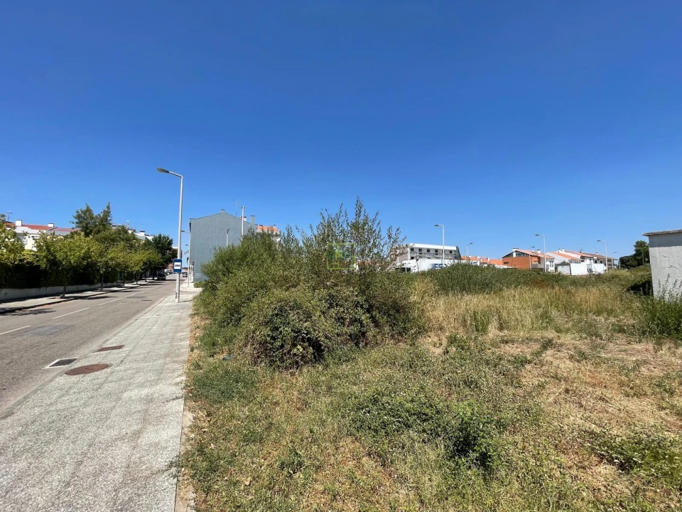 Terreno para Venda em Castelo Branco Foto 9