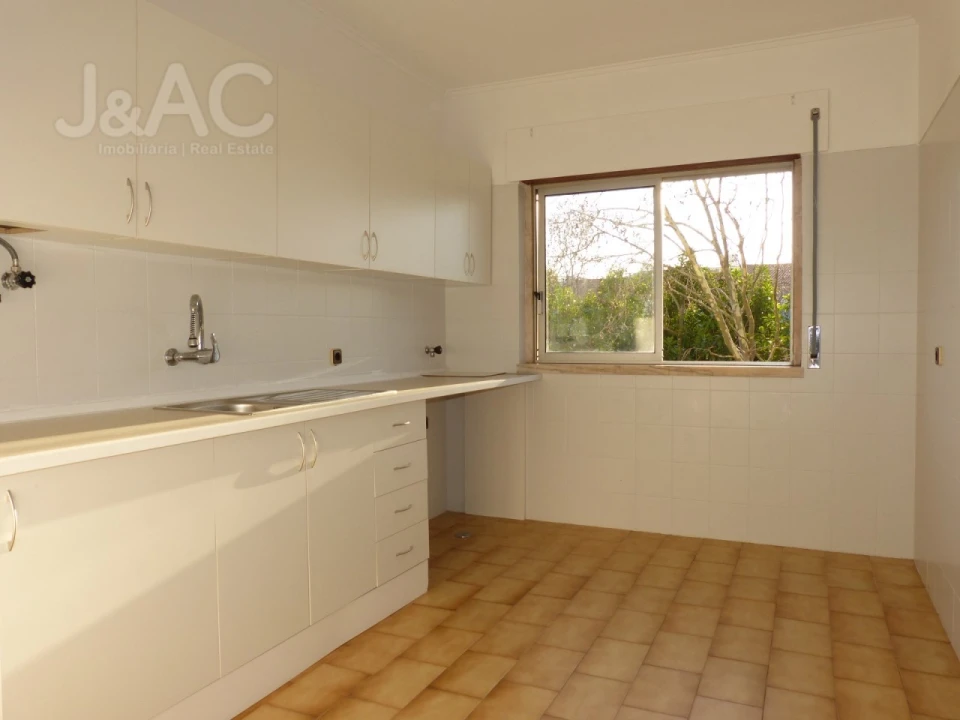 Apartamento T2 para Venda em Cascais e Estoril Foto 2