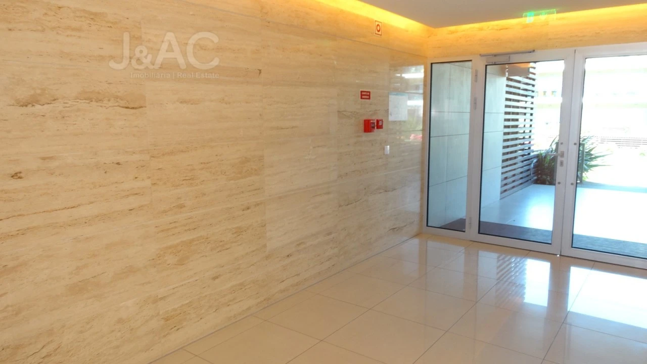 Apartamento T1 para Venda em Alcochete Foto 25