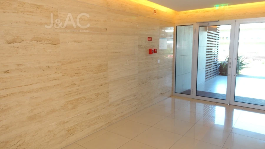 Apartamento T1 para Venda em Alcochete Foto 25