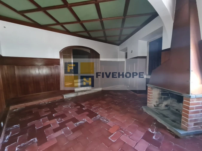 Moradia T10 para Venda em Maiorca Foto 17