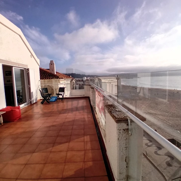 Apartamento T4 para Venda em Nazare Foto 3