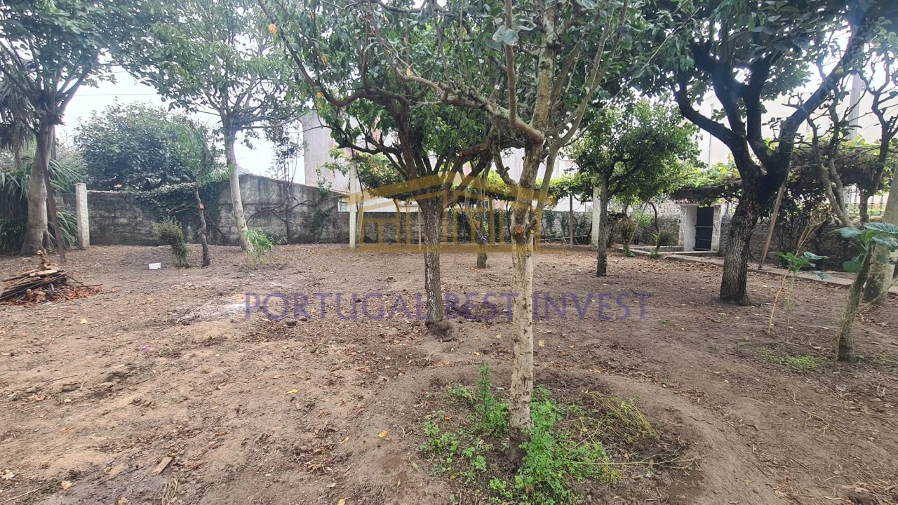 Moradia T3 para Venda em Azurara Foto 19