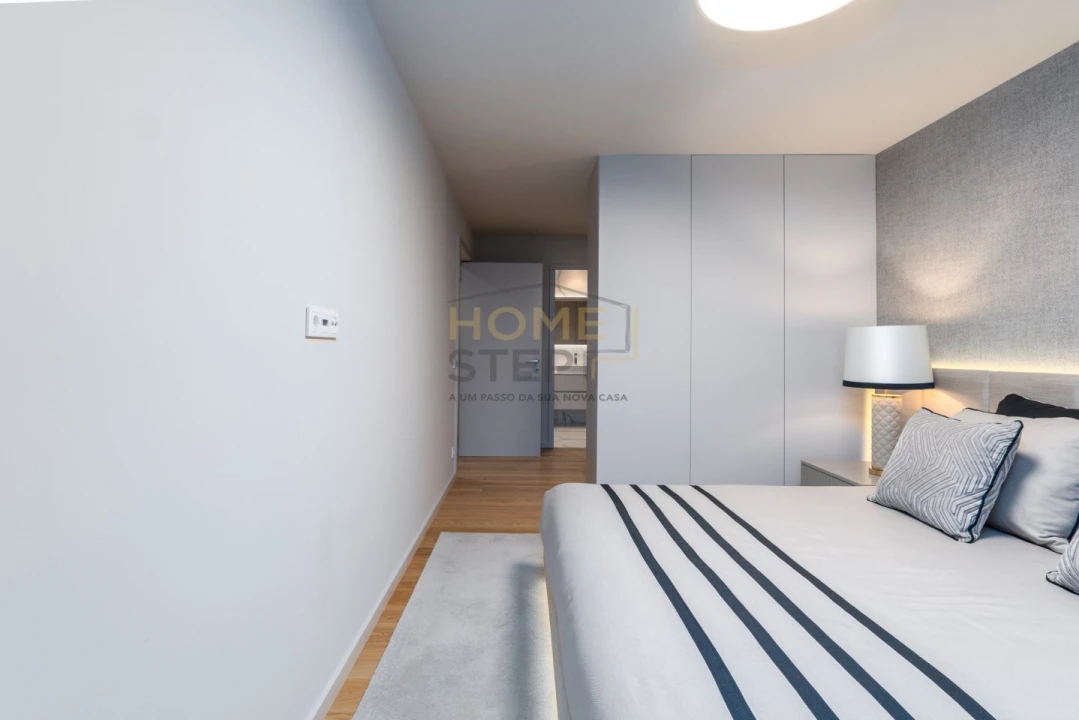 Apartamento T4 para Venda em Santa Marinha e São Pedro da Afurada Foto 15