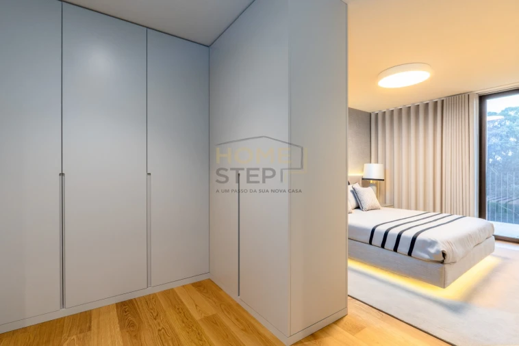 Apartamento T4 para Venda em Santa Marinha e São Pedro da Afurada Foto 17