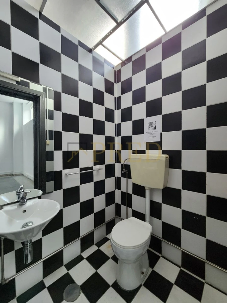 Armazém para Arrendamento em Paranhos Foto 10