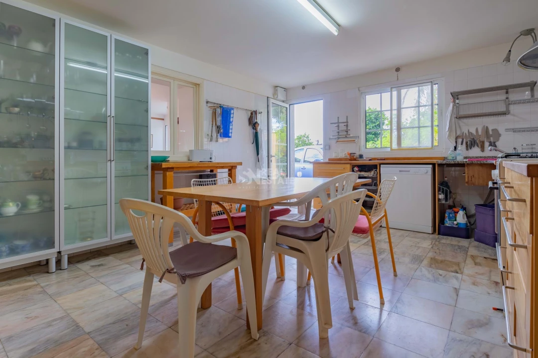 Quinta T5 para Venda em Funchal (Santa Maria Maior) Foto 33