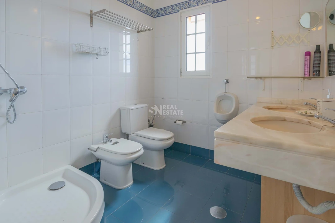 Quinta T5 para Venda em Funchal (Santa Maria Maior) Foto 75