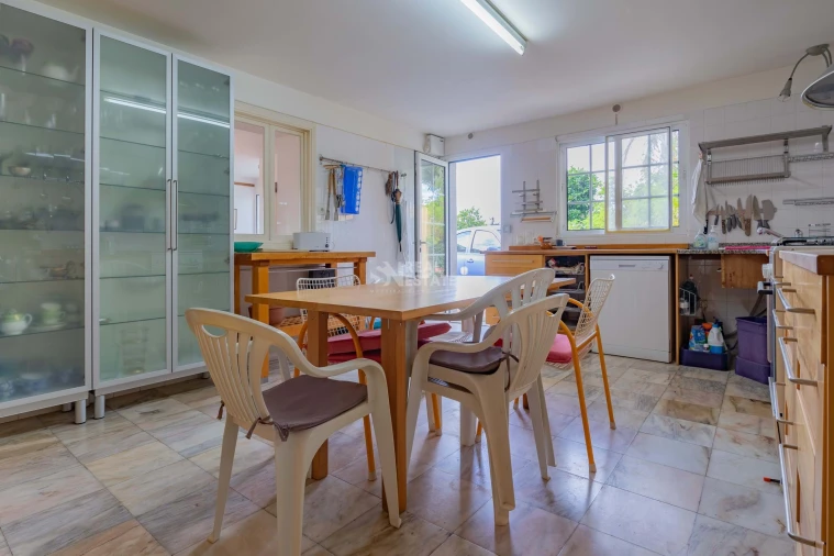 Quinta T5 para Venda em Funchal (Santa Maria Maior) Foto 33