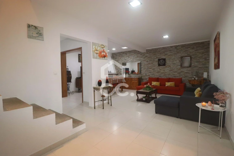 Moradia T3 para Venda em Furnas Foto 9