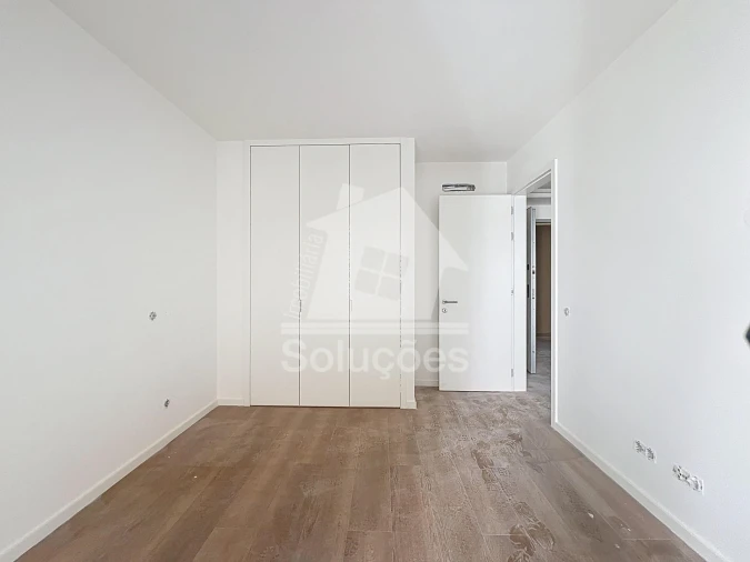 Apartamento T1 para Venda em Alvor Foto 12
