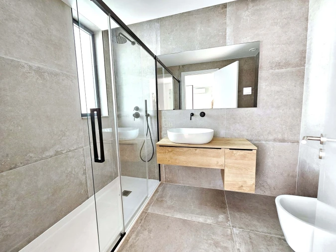 Apartamento T2 para Venda em Olhão Foto 8