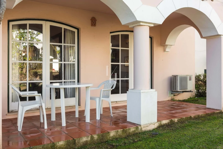 Apartamento T1 para Arrendamento férias em Quarteira Foto 11