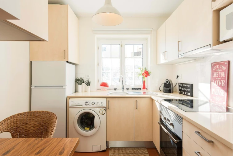 Apartamento T1 para Arrendamento férias em Quarteira Foto 4