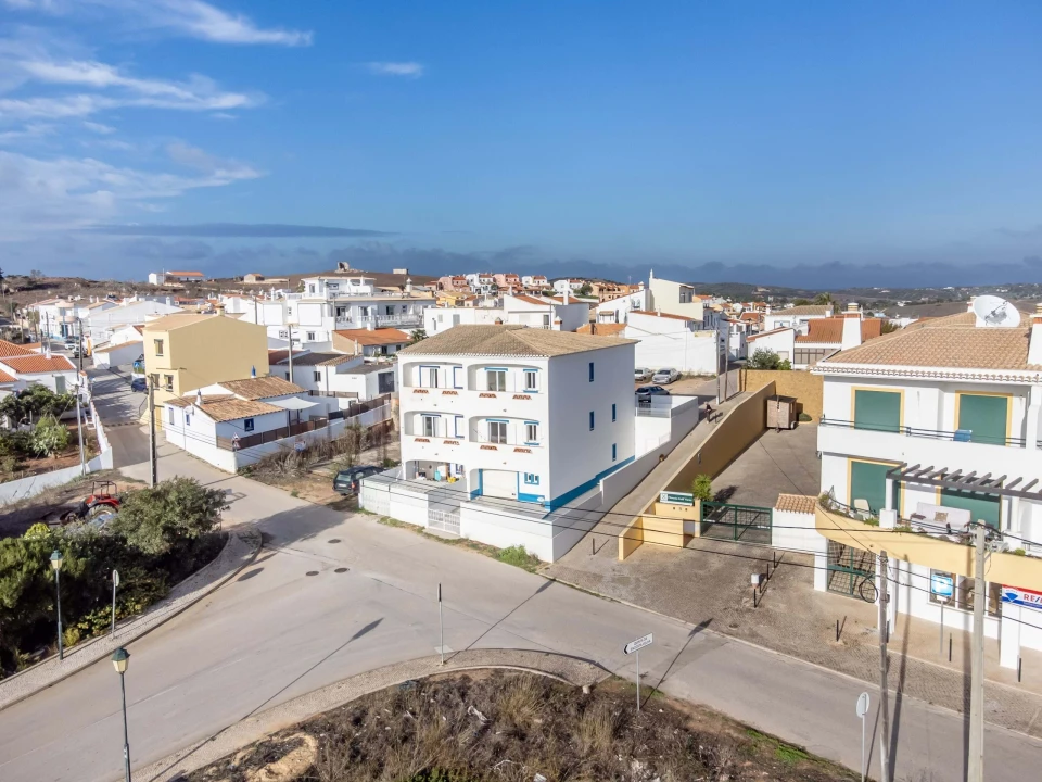 Moradia T2 para Venda em Budens Foto 49