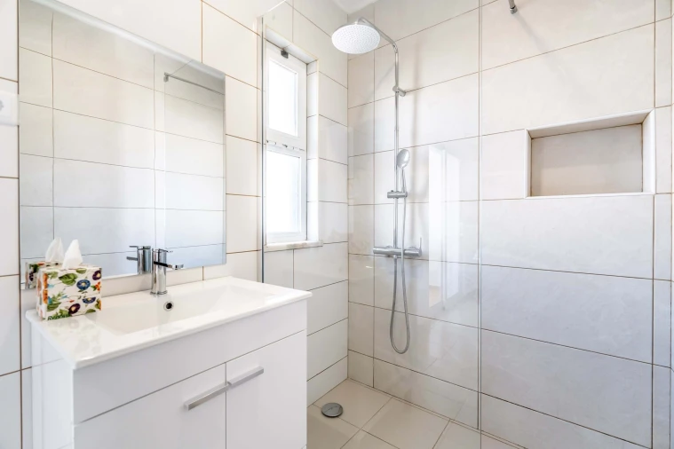 Moradia T2 para Venda em Budens Foto 26