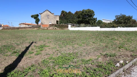 Terreno para Venda em O. Azeméis, Riba-Ul, Ul, Macinhata Seixa, Madail