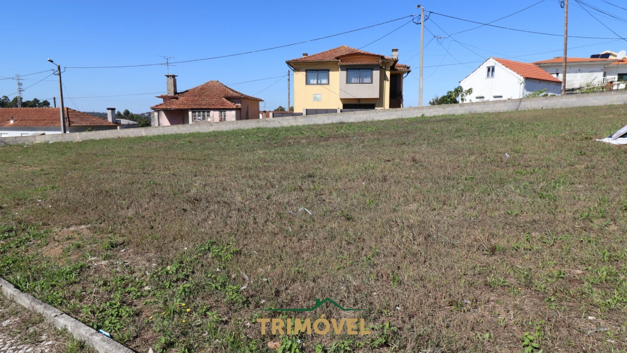 Terreno para Venda em O. Azeméis, Riba-Ul, Ul, Macinhata Seixa, Madail Foto 1