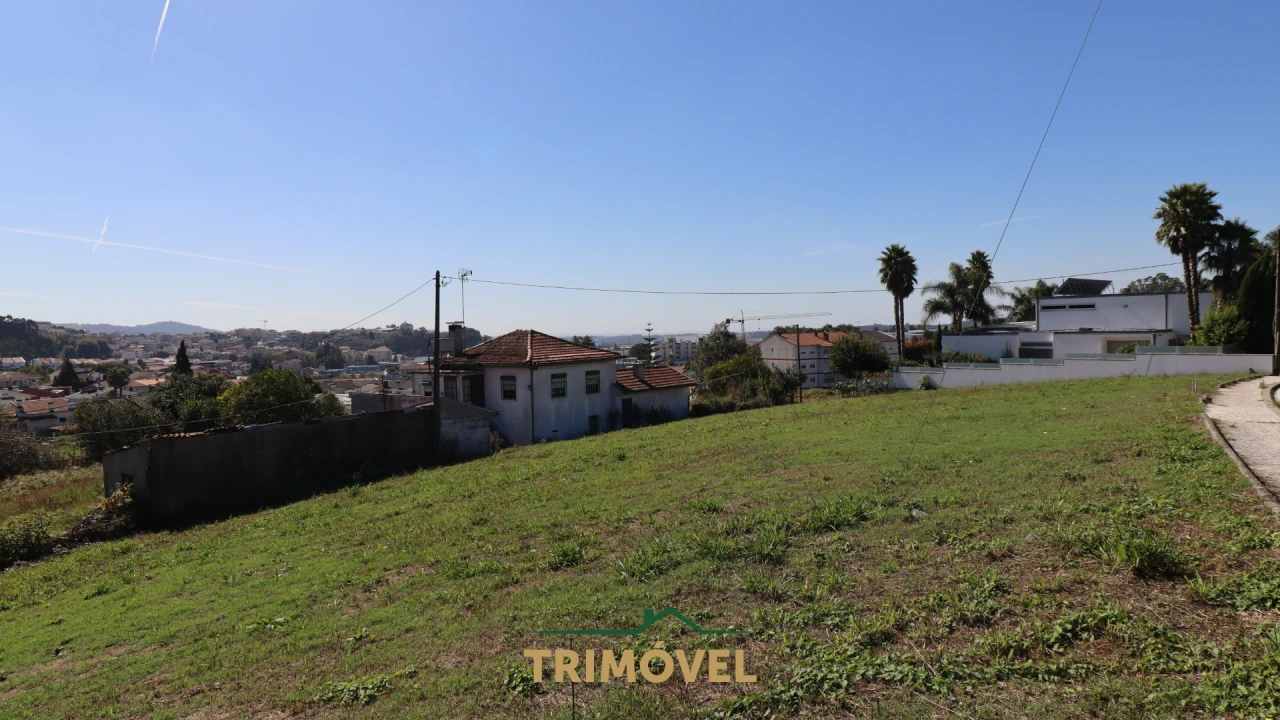Terreno para Venda em O. Azeméis, Riba-Ul, Ul, Macinhata Seixa, Madail Foto 4