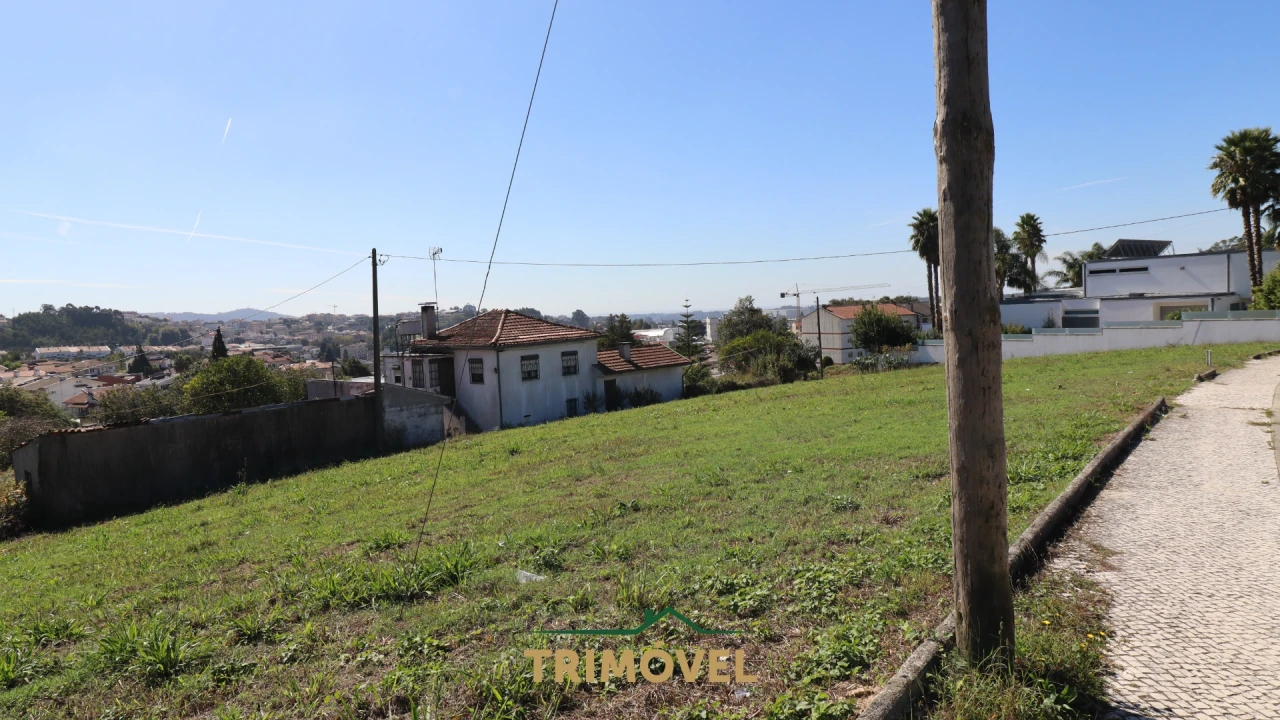 Terreno para Venda em O. Azeméis, Riba-Ul, Ul, Macinhata Seixa, Madail Foto 2