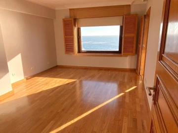 Apartamento T5 para Venda em Aldoar, Foz do Douro e Nevogilde