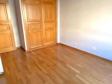 Apartamento T5 para Venda em Aldoar, Foz do Douro e Nevogilde