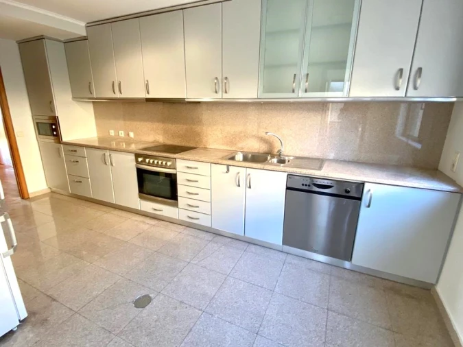 Apartamento T5 para Venda em Aldoar, Foz do Douro e Nevogilde Foto 12