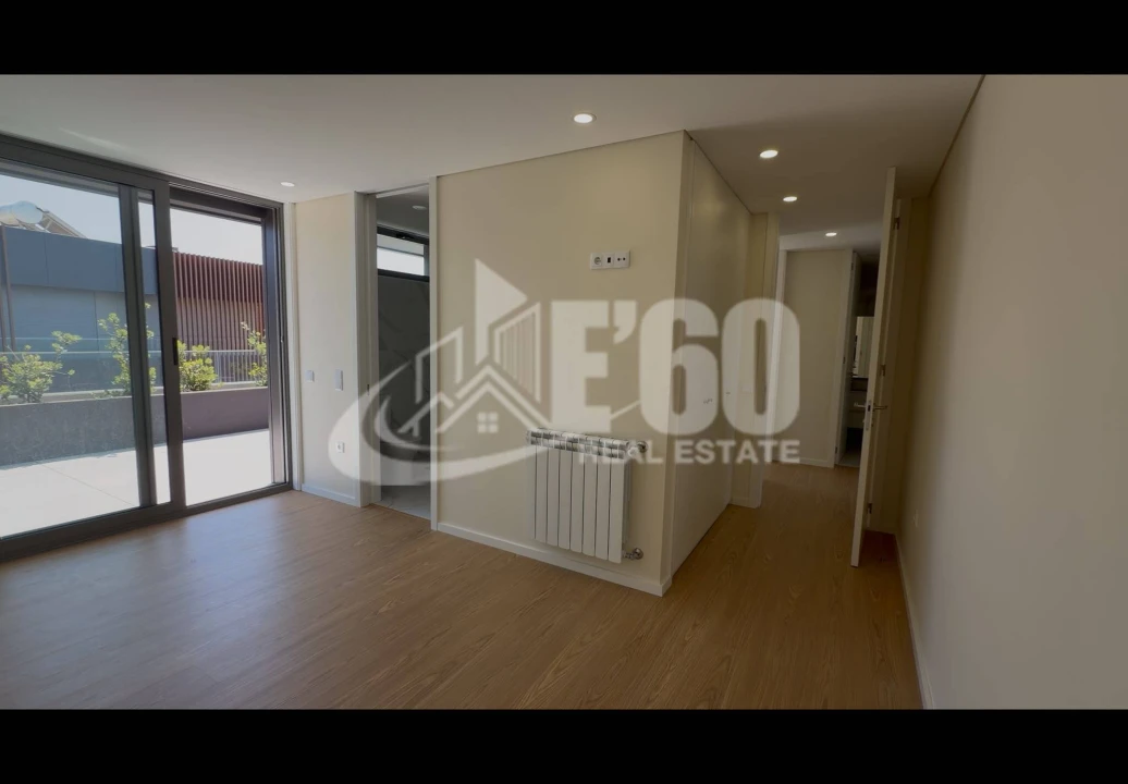 Apartamento T3 para Venda em Espinho Foto 14