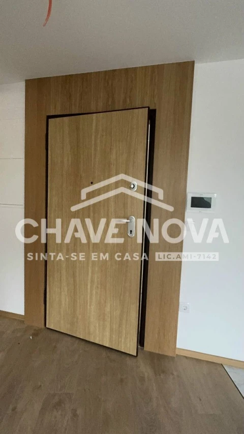 Apartamento T1 para Arrendamento em Ramalde