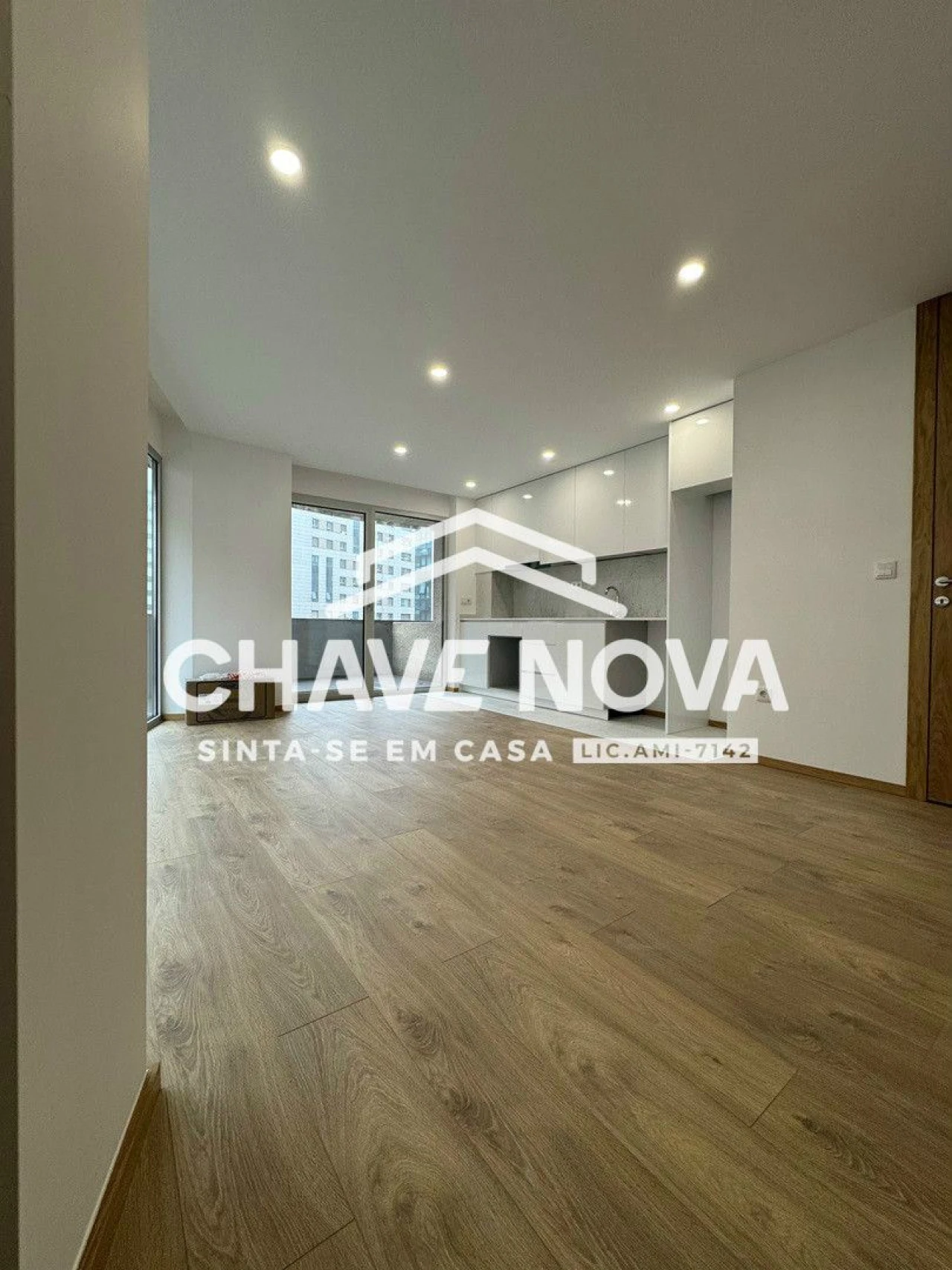 Apartamento T2 para Arrendamento em Ramalde Foto 7