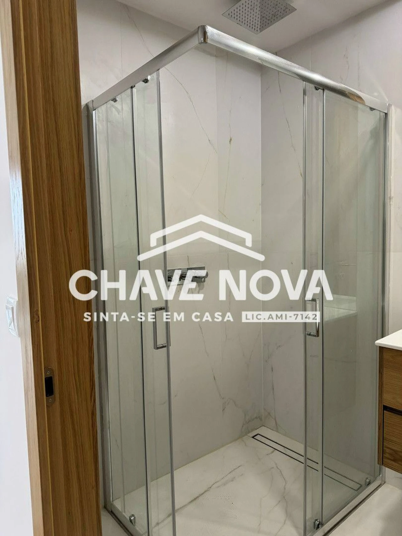 Apartamento T2 para Arrendamento em Ramalde Foto 10