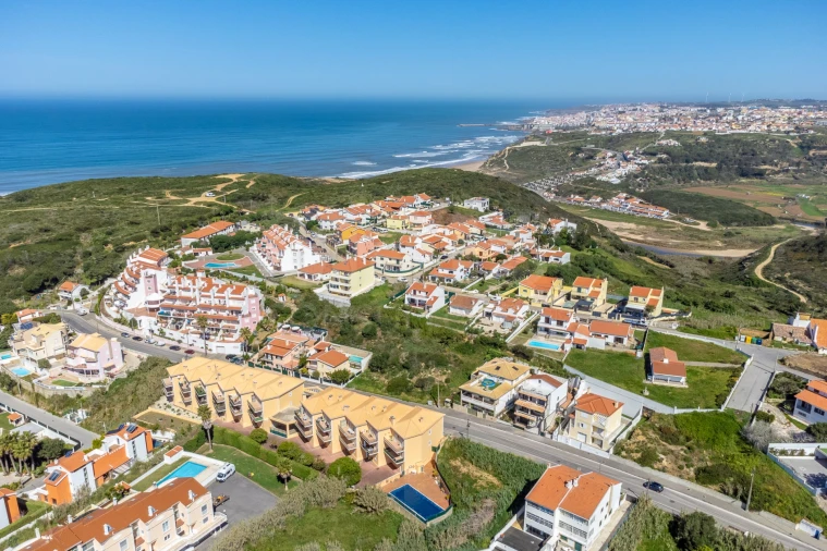 Apartamento T1 para Venda em Carvoeira Foto 2