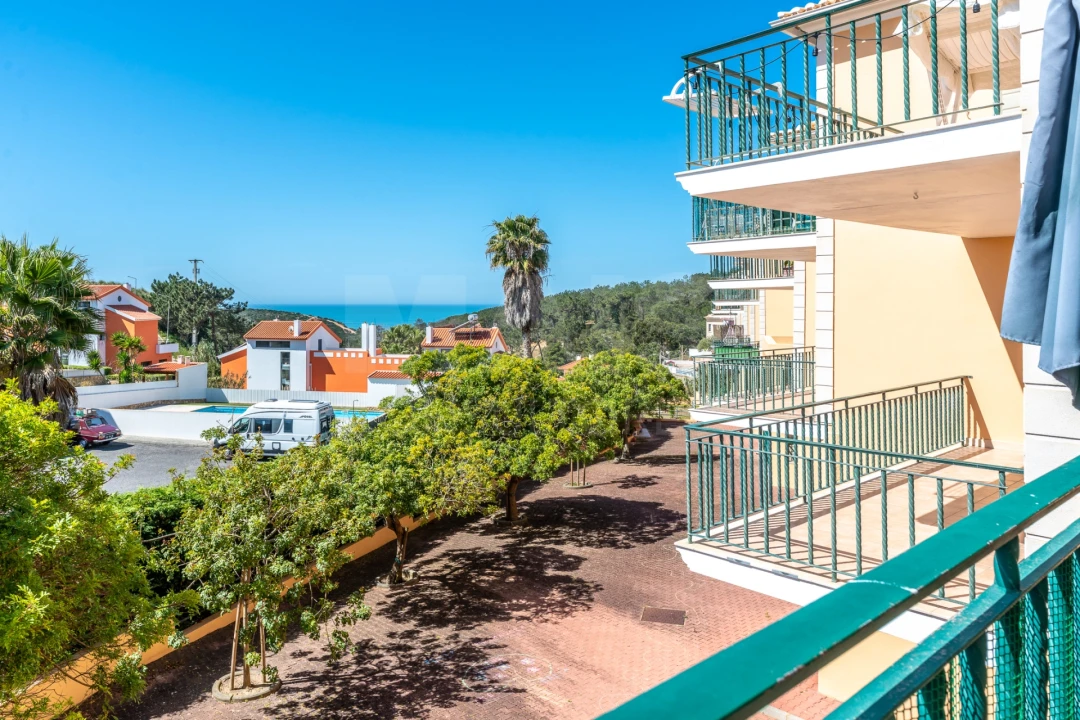 Apartamento T1 para Venda em Carvoeira Foto 5