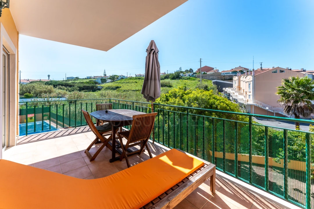 Apartamento T1 para Venda em Carvoeira Foto 8