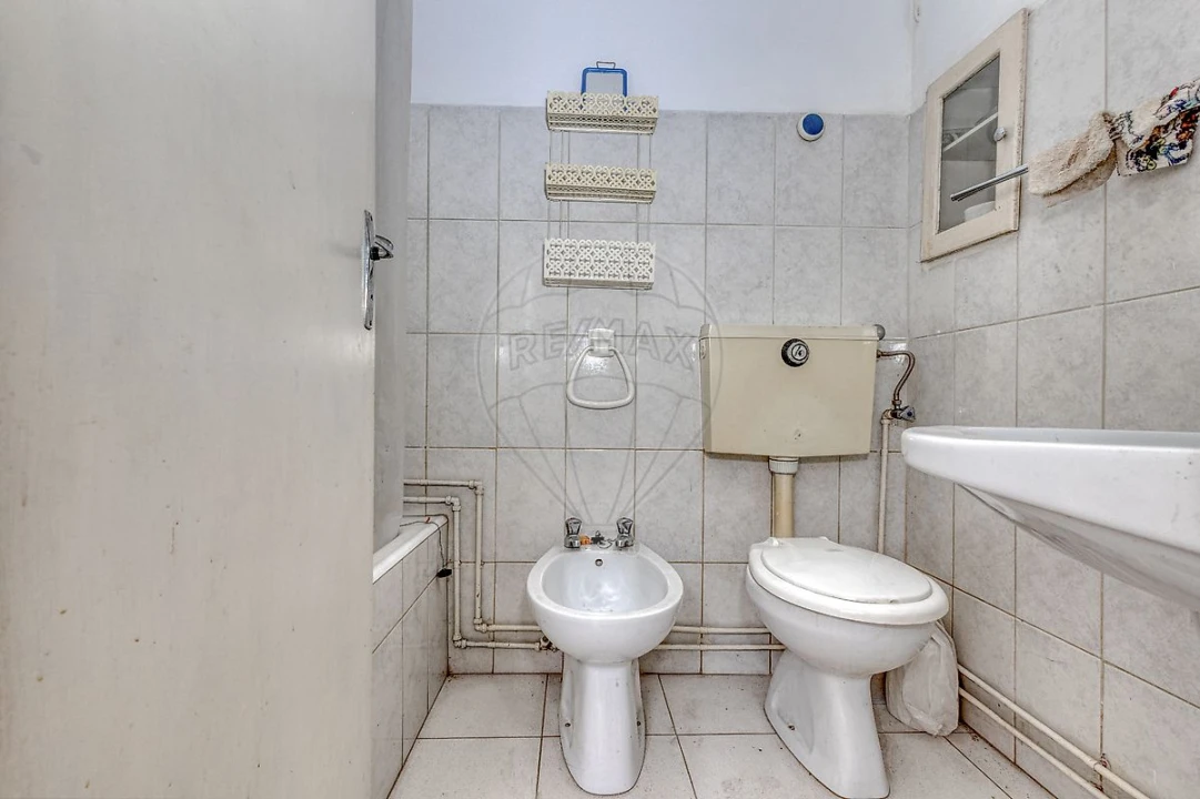 Prédio para Venda em Cedofeita, Santo Ildefonso, Sé, Miragaia, São Nicolau e Vitória Foto 19