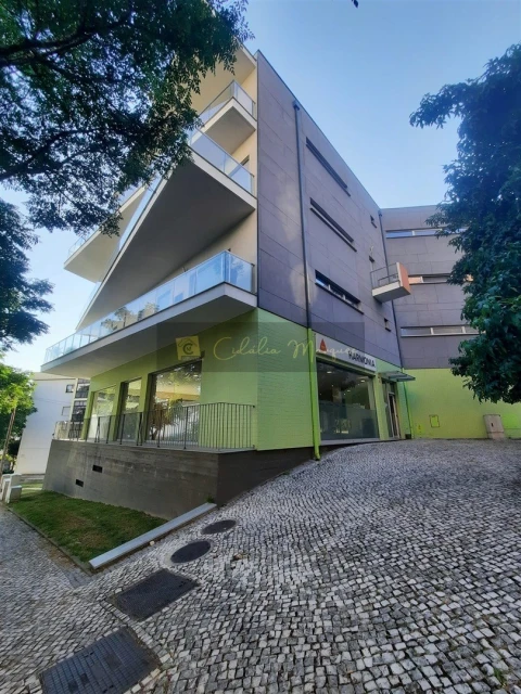 Loja para Venda em Rio de Loba