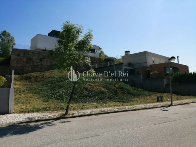 Terreno para Venda em Mundão Foto 3