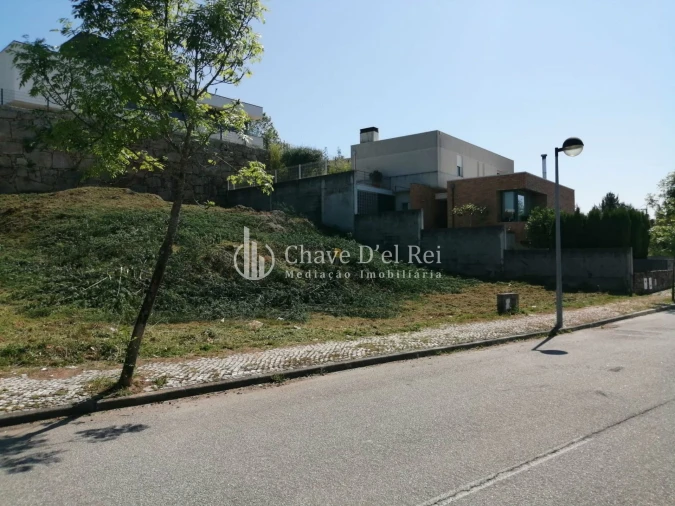 Terreno para Venda em Mundão Foto 2
