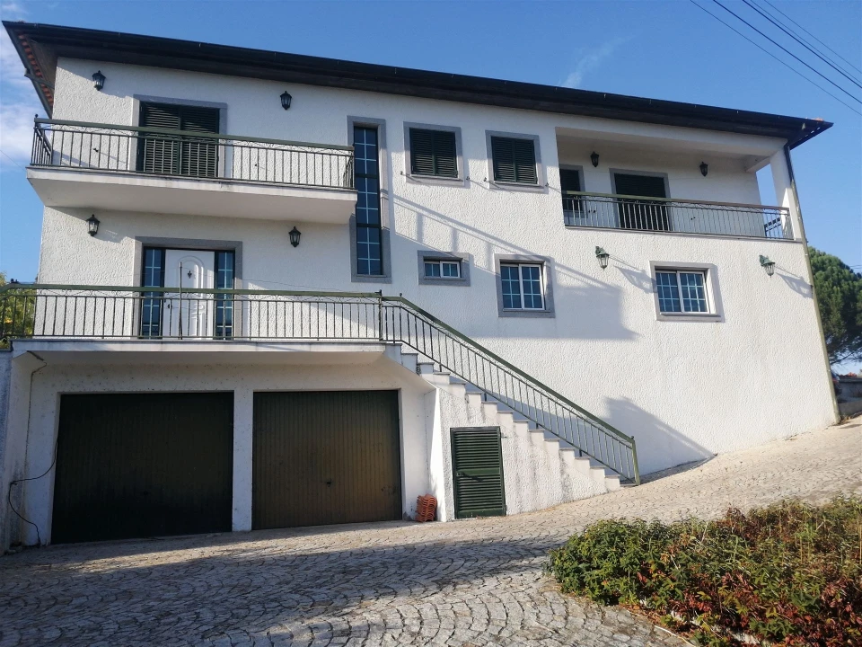 Moradia T5 para Venda em Santos Evos Foto 1