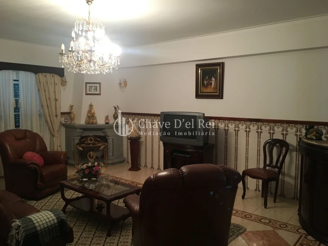 Moradia T5 para Venda em Santos Evos Foto 8