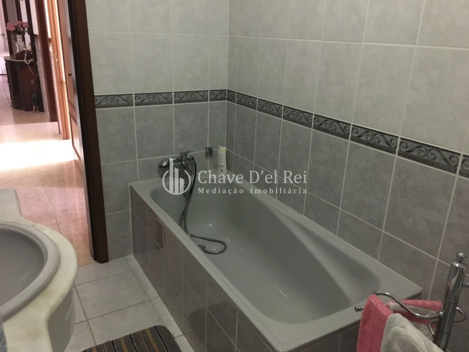 Moradia T5 para Venda em Santos Evos Foto 22