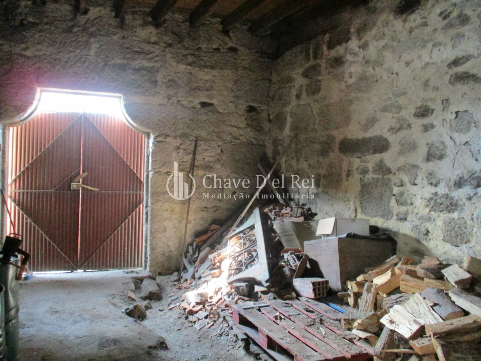 Moradia T2 para Venda em Silgueiros Foto 4