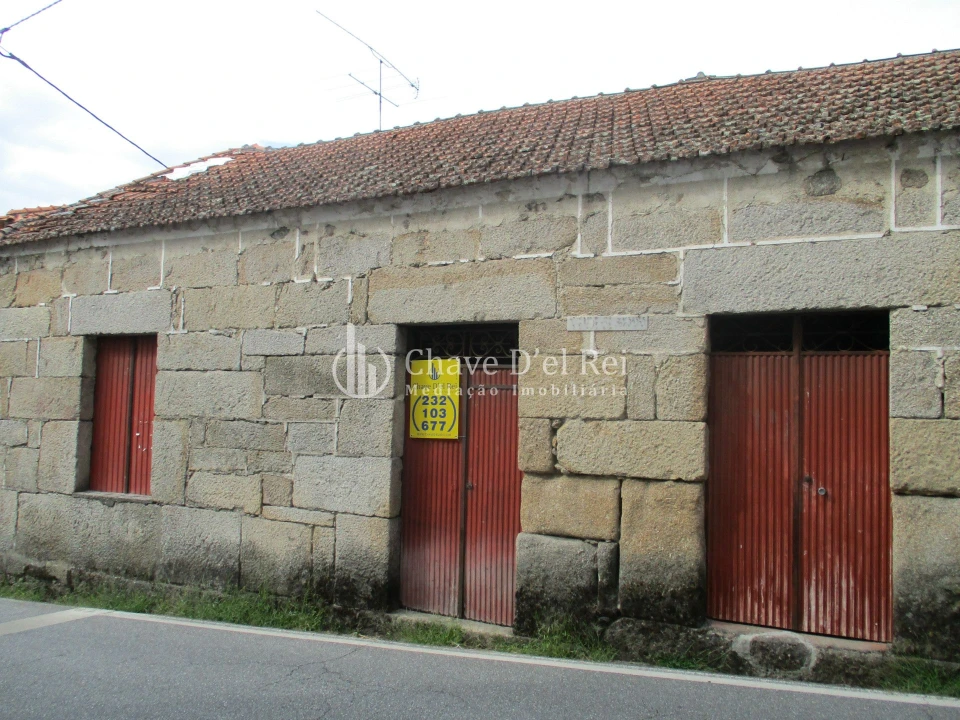 Moradia T2 para Venda em Silgueiros Foto 3