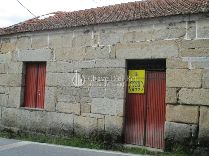 Moradia T2 para Venda em Silgueiros Foto 2